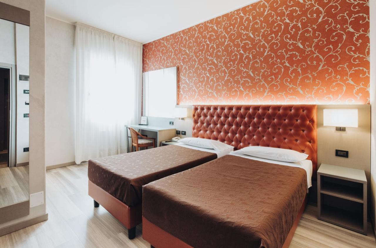Hotel Alan Anzola dell'Emilia Esterno foto