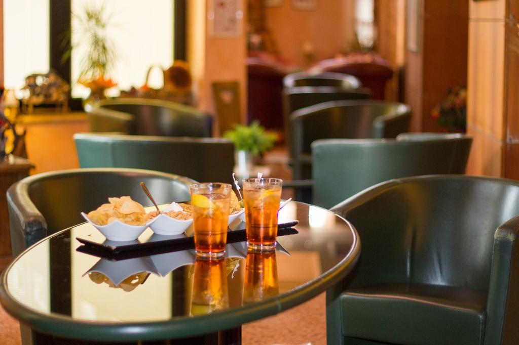 Hotel Alan Anzola dell'Emilia Esterno foto