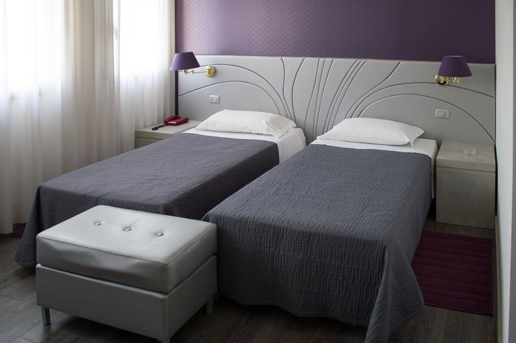 Hotel Alan Anzola dell'Emilia Esterno foto
