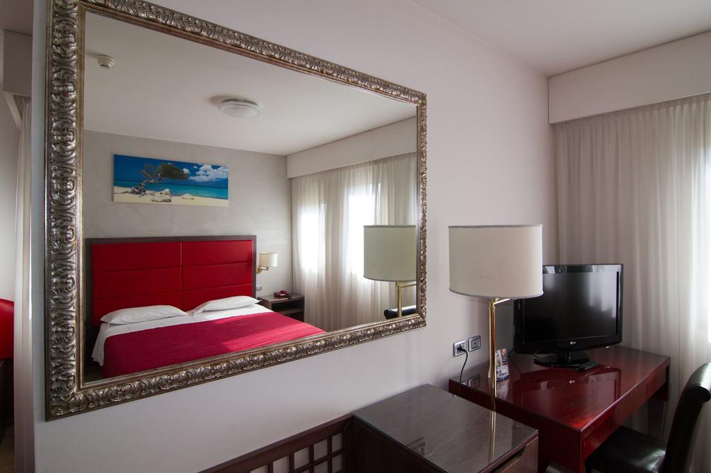 Hotel Alan Anzola dell'Emilia Esterno foto