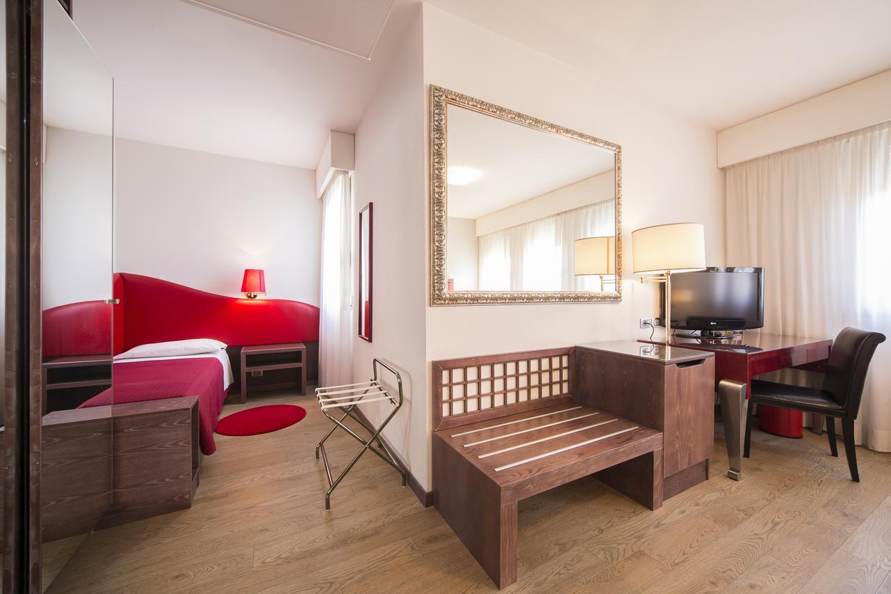 Hotel Alan Anzola dell'Emilia Esterno foto