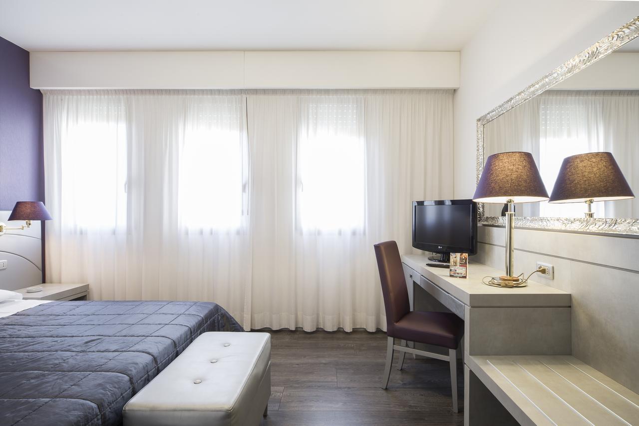 Hotel Alan Anzola dell'Emilia Esterno foto