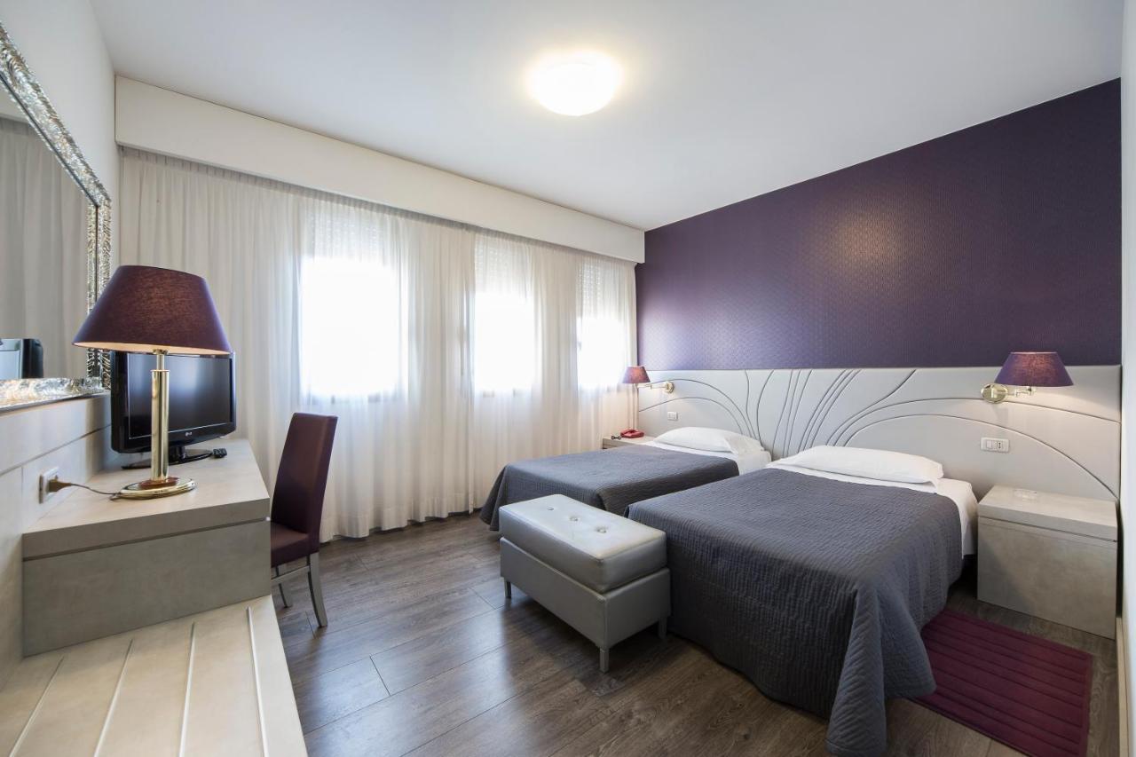 Hotel Alan Anzola dell'Emilia Esterno foto